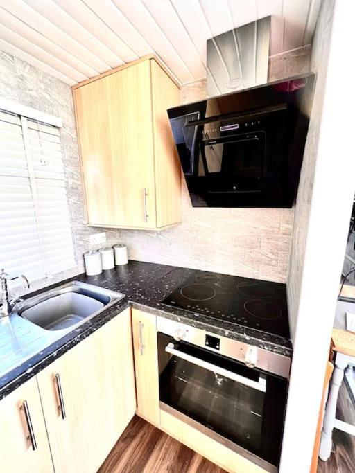 50 Toledo, Selsey Country Club Villa Екстериор снимка