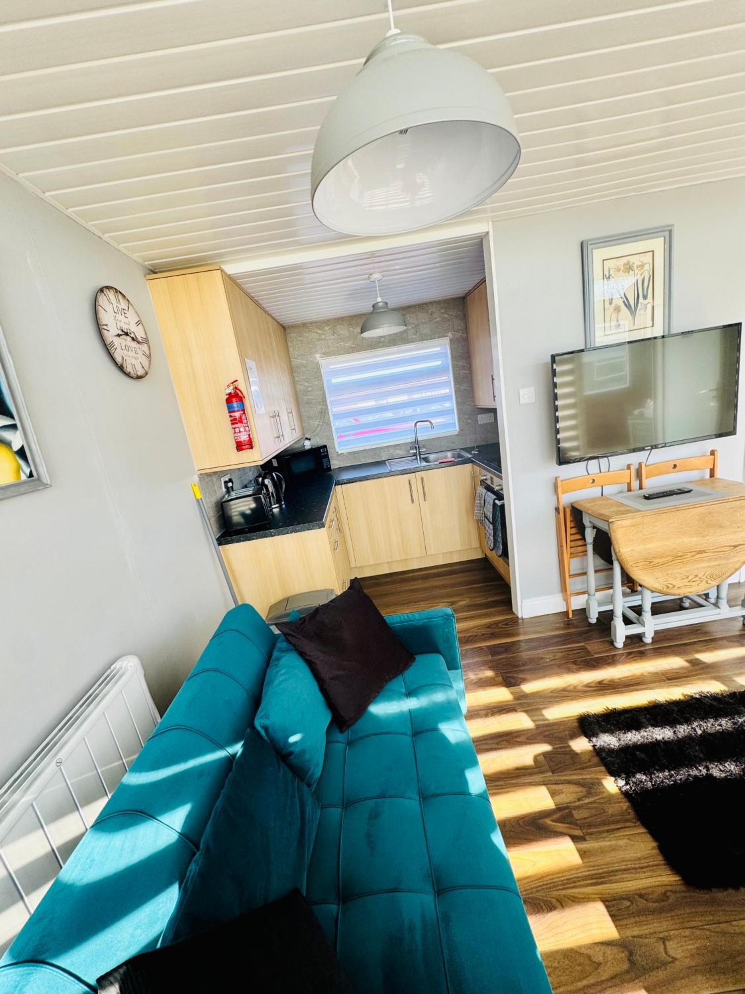 50 Toledo, Selsey Country Club Villa Екстериор снимка