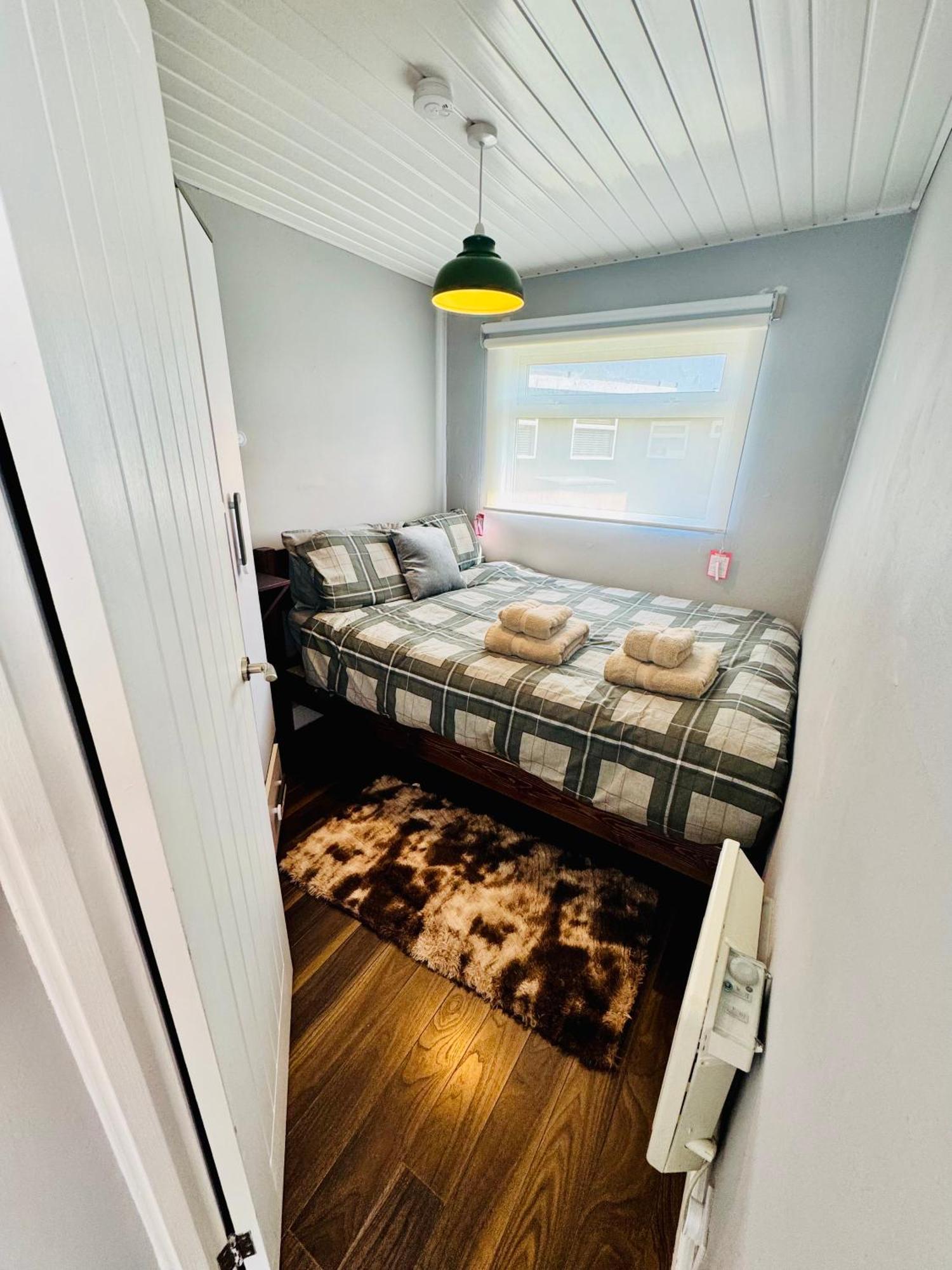 50 Toledo, Selsey Country Club Villa Екстериор снимка